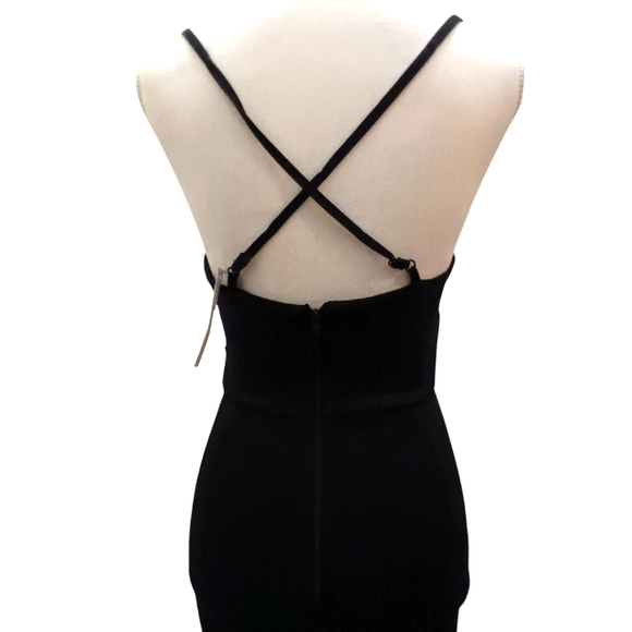 Asos design Scuba cami pephem asymmetrical and flared midi black dress. Size 6 - Picture 6 of 9